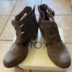 Roxy booties